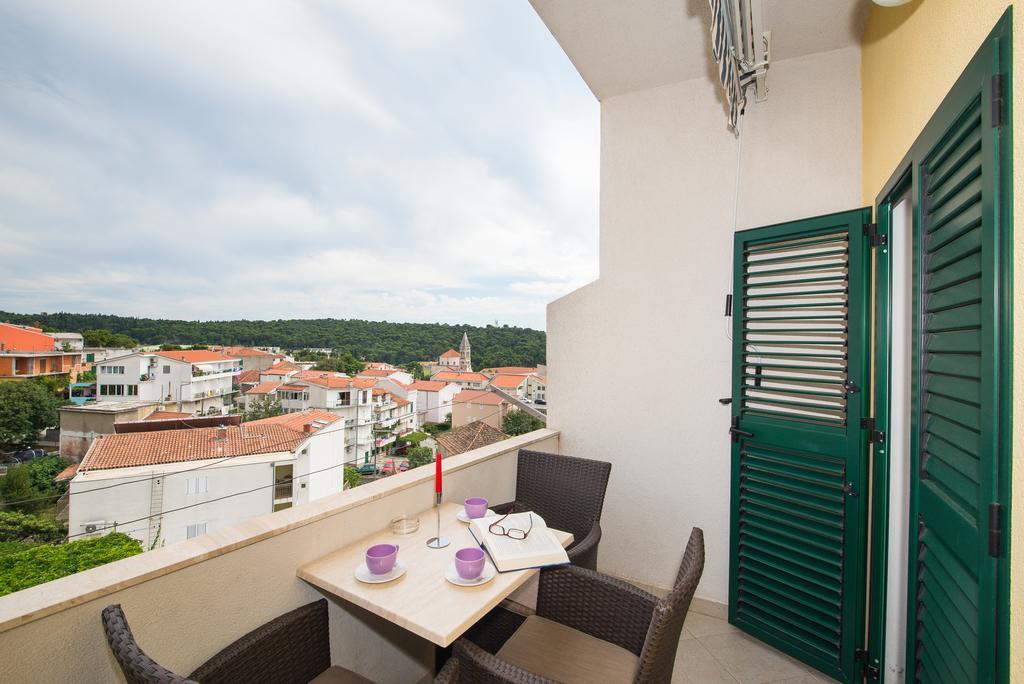 Apartments Marieta Makarska Esterno foto