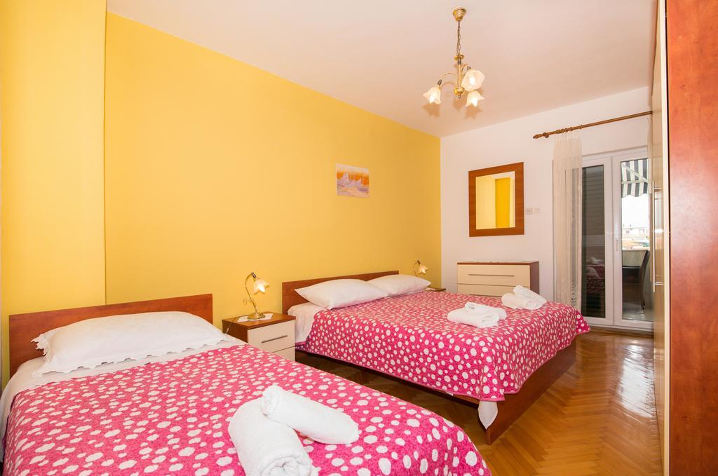 Apartments Marieta Makarska Esterno foto